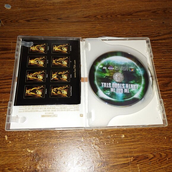 The Day the Earth Stood Still / I, Robot Double Feature (DVD, 2010, Canadian) - Picture 2 of 4